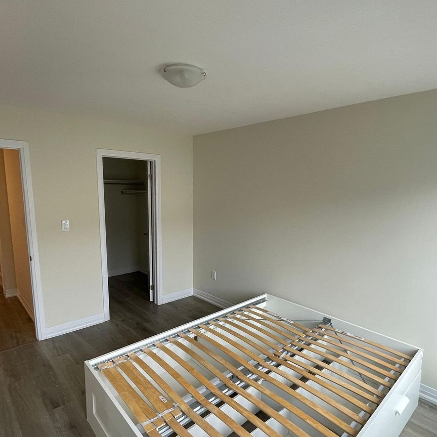 For Lease - 185 Bedrock Drive Unit# 74, Hamilton, Ontario - Photo 1