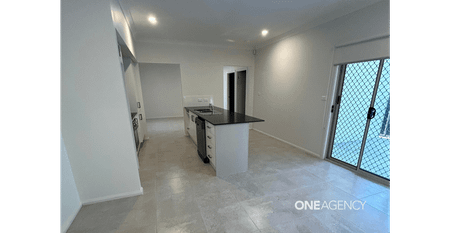 STYLISH RETREAT WITH COMFORT AND CONVENIENCE - Photo 3