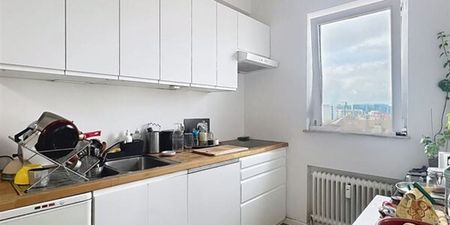 Appartement te huur in Schaarbeek voor € 750 met 1 slaapkamer - Photo 5