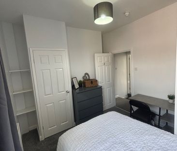 6 Bed Terraced House, Eastwood Road, S11 - Photo 6