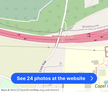 Bull Cross Ride, Enfield, EN7 - Photo 1