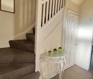 2 Bed Semi-Detached House, Deerlands Close, S5 - Photo 2