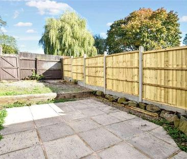 Willow Court, Droitwich Spa, Worcestershire, WR9 - Photo 3