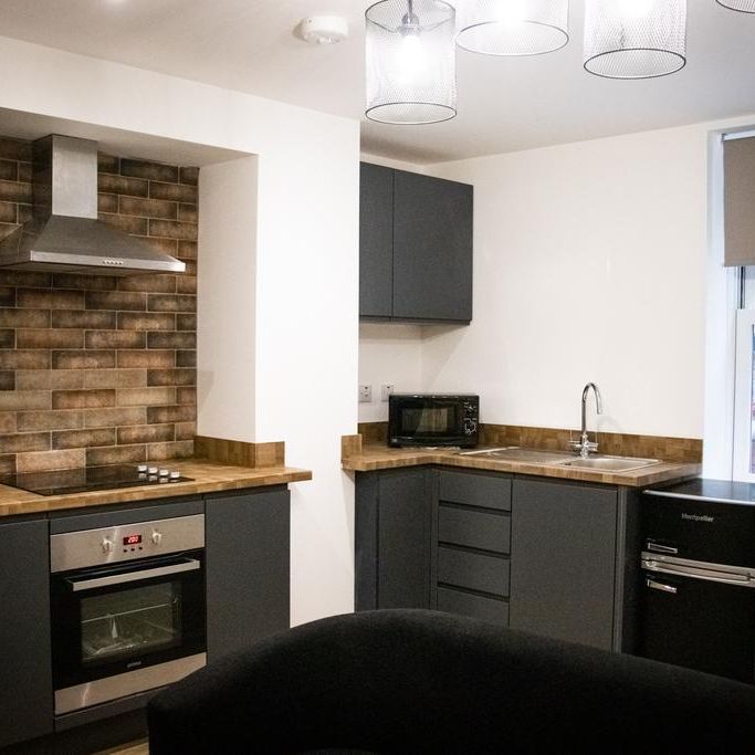 1 bedroom flat to rent - Photo 1