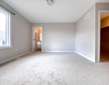 For Lease - 868 Andesite Terrace, Barrhaven, Ontario - Photo 2