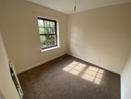 3 bedroom detached house to rent - Photo 4