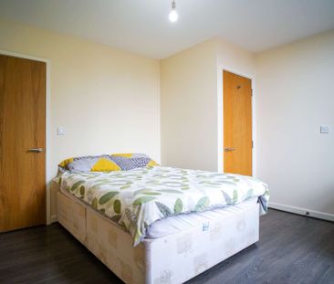 Flat 38, Croft Buildings, 2 Hawley Street, S1 2FL - Photo 2
