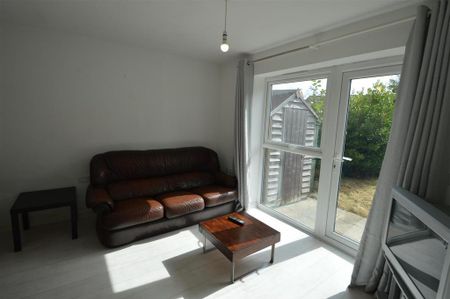 4 bedroom house to rent - Photo 2
