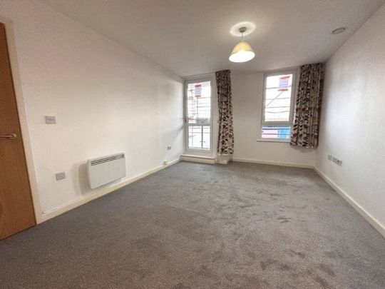 College street, SO14 - Photo 1