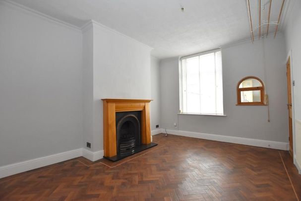 3 bedroom terraced house to rent - Photo 1