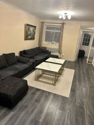 Badger Close - Photo 1