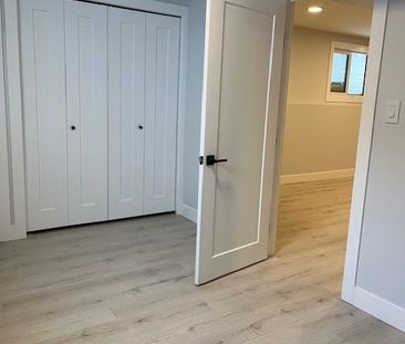 2 BDRM/ 1 BATH - HENRY DAYDAY RD - Available DEC 1 - Photo 4