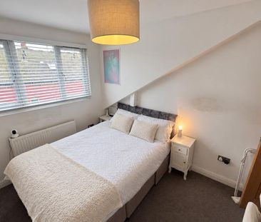 Branksome Terrace, - Photo 3