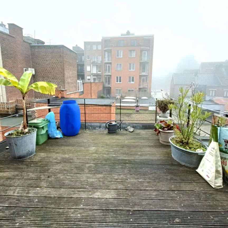 APPARTEMENT MET MOOI DAKTERRAS IN HET CENTRUM - Foto 1