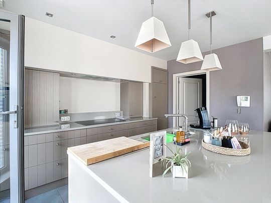 Moderne duplex met ruim terras en garage te huur in Haaltert - Photo 1