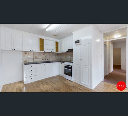 75 Panton Street, Golden Square, Vic 3555 - Photo 4