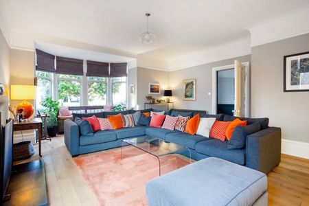 5 bedroom semi-detached house to rent - Photo 3