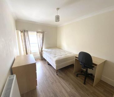 5 bedroom house to rent - Photo 2