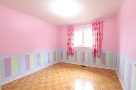 For Lease - 49 Falling River Drive Unit# Upper, Richmond Hill, Ontario - Photo 3