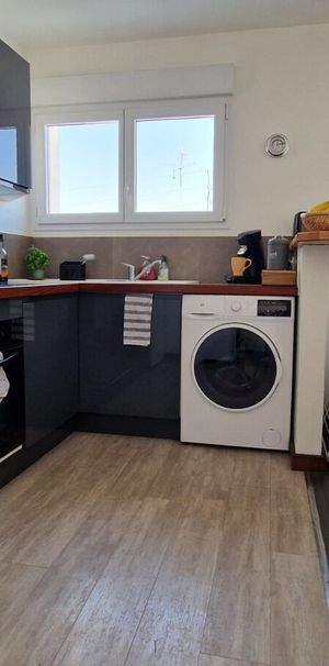 A LOUER - Appartement T2 meublé - 40,20 m² - Balcon - Photo 1