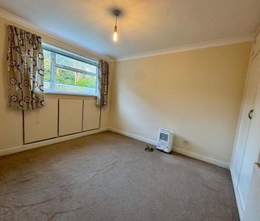 Brampton Manor, Bassett - Photo 2