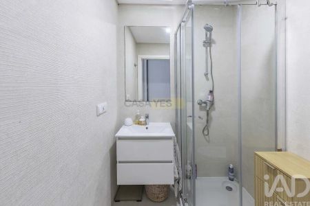 Apartment T2 in Póvoa de Santo Adrião e Olival Basto, Odivelas - Photo 5
