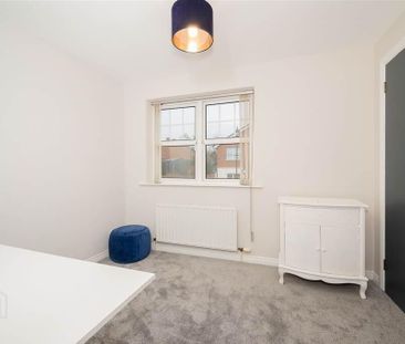 5 Richmond Court, Holywood, BT18 9TD - Photo 3