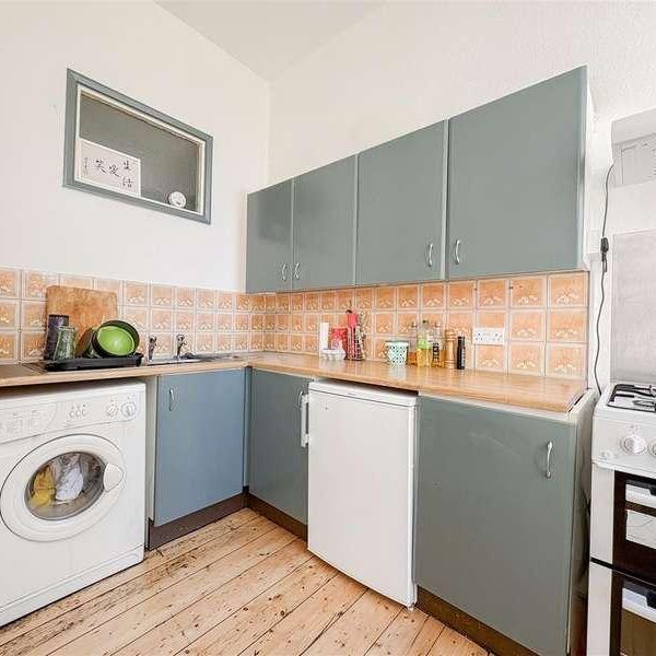 Warrior Square, St. Leonards, TN37 - Photo 1