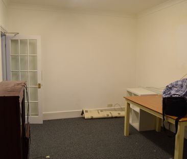 3 Bed Terraced House, Stanley Road, IG1 - Photo 1