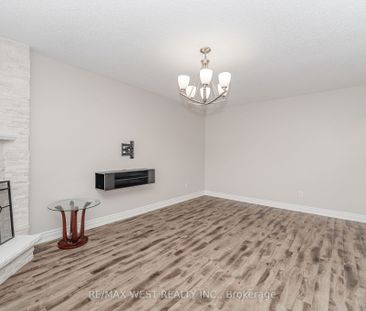 For Lease - 86 Dina Road, Vaughan, Ontario - Photo 2