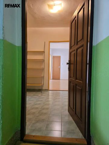 Pronájem 3+1 s garáží, dvěma balkony a zahradou | Zamykalova, Olomouc – Lazce - Фото 3