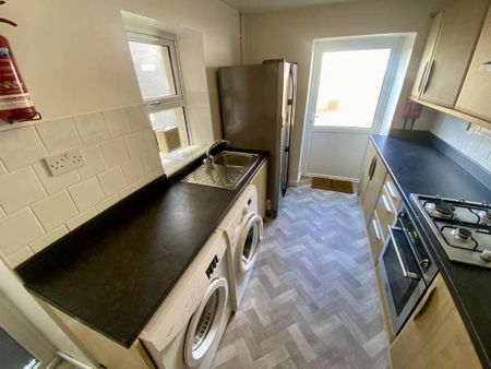 3 bedroom house to rent - Photo 3