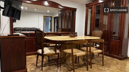 Luxury Apartment for rent in Valencia, Spain - Photo 5