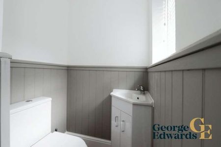 Moira Road Donisthorpe, DE12 - Photo 2