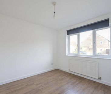 5 bedroom detached house to rent - Photo 4