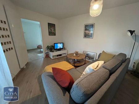 Appartement à louer 3 pièces 72.8m² - Photo 2