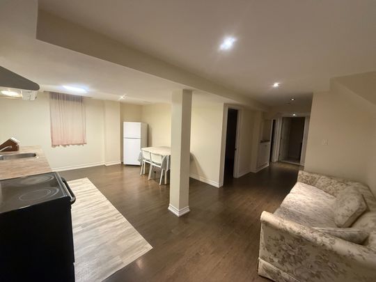 For Lease - 454 Hillbury Drive Unit# Bsmt, Mississauga, Ontario - Photo 1