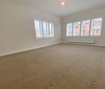 4 Bedroom Detached To Let - Photo 2