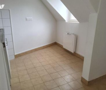 BERNAY CENTRE beau T1 renové de 19m² - Photo 3