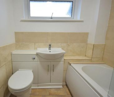 3 Bedroom Semi Detached Available Arranging tenancy - Photo 6