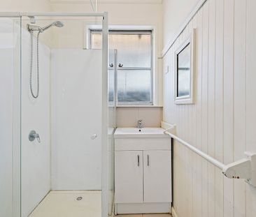 Neat Home in Quiet Location - Photo 3