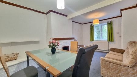 The Crescent, Brighton 4 bedroom house to rent - Photo 2