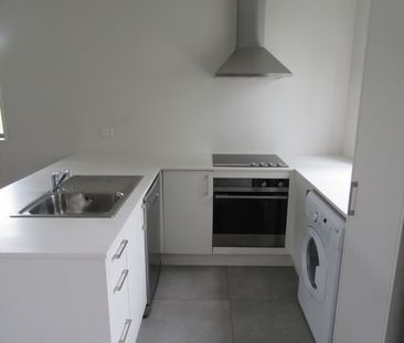 WALTHAM – 2 BED/2 BATH MODERN APARTMENT - Photo 6