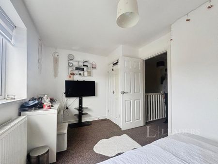 3 bedroom terraced house to rent - Photo 3
