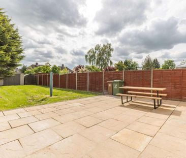 1 bedroom in a house share to rent - Photo 4