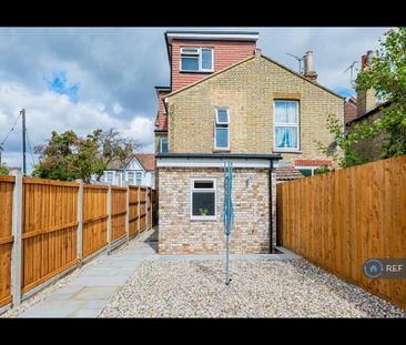 1 bedroom in a house share to rent - Photo 6