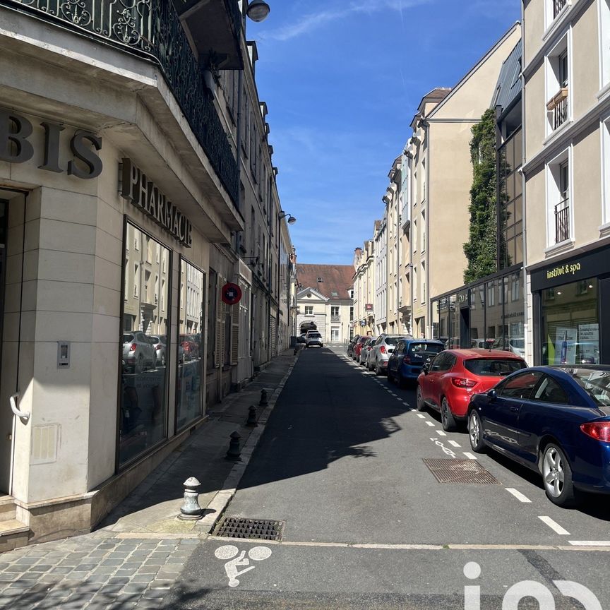 Appartement 1 pièce de 24 m² à Fontainebleau (77300) - Photo 2