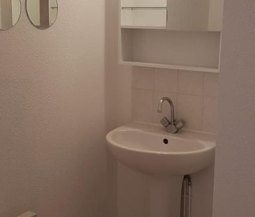 Location Appartement 2 pièces 43m² BEAUVAIS 60000 - Photo 5