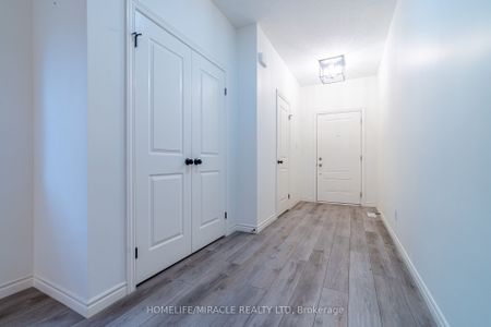 For Lease - 298 Middleton Avenue, London South, Ontario - Photo 2