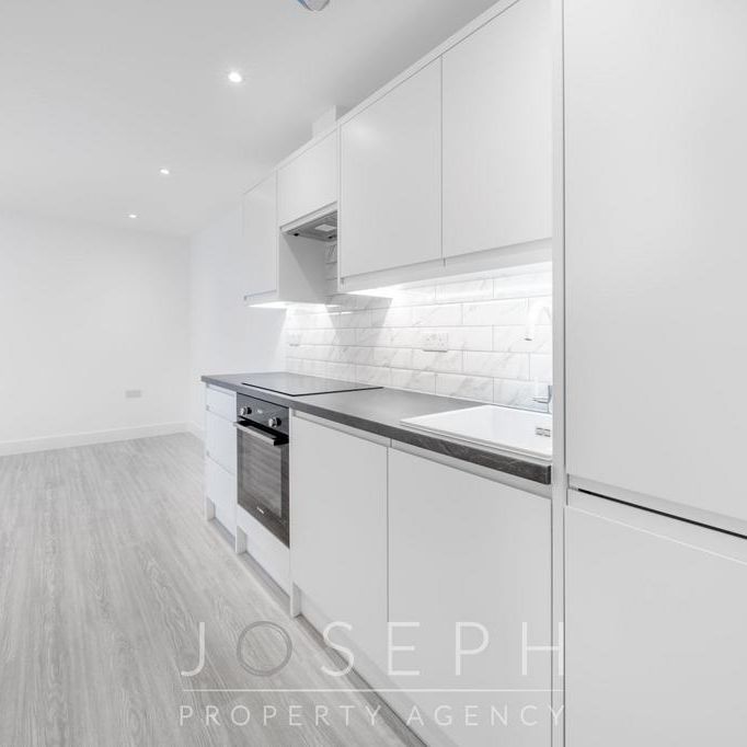 3 bedroom apartment to rent - Photo 1